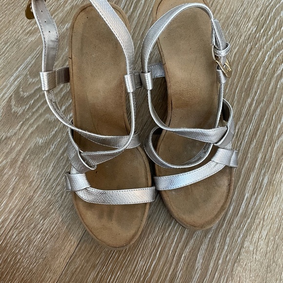 Wedges - Picture 4 of 7